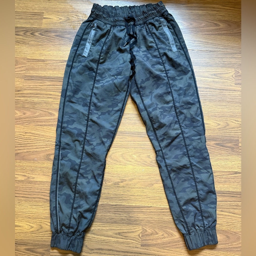🍋 Lululemon Lined Jogger